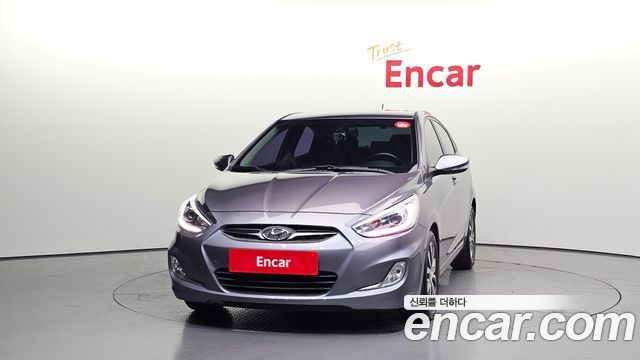 Hyundai Accent 2014 — photo 3