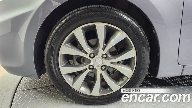 Hyundai Accent 2014 — photo 5