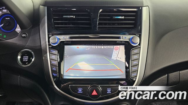 Hyundai Accent 2014 — photo 17