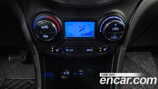 Hyundai Accent 2014 — photo 18
