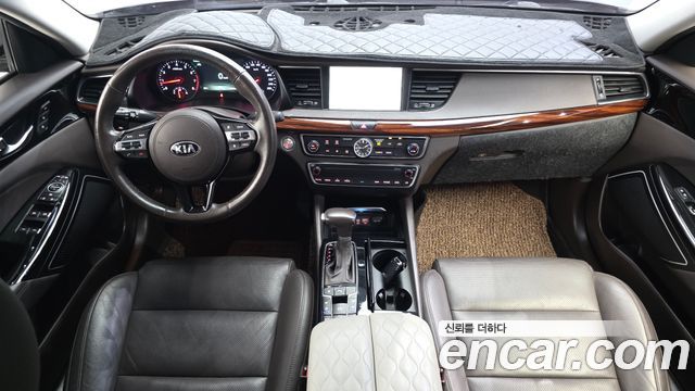 Kia K7 2017 — photo 10