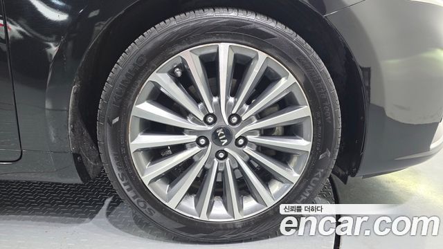 Kia K7 2017 — photo 7
