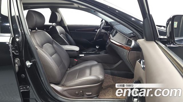 Kia K7 2017 — photo 16