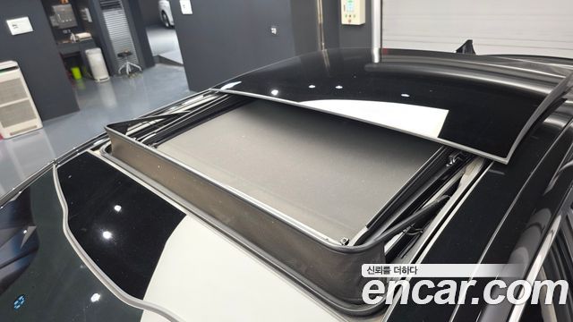 Kia K7 2017 — photo 28