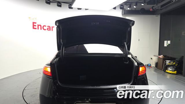 Kia K7 2017 — photo 32