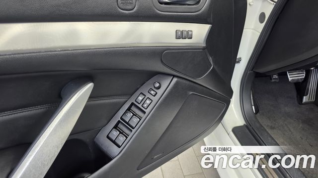 Infiniti G 2009 — photo 18