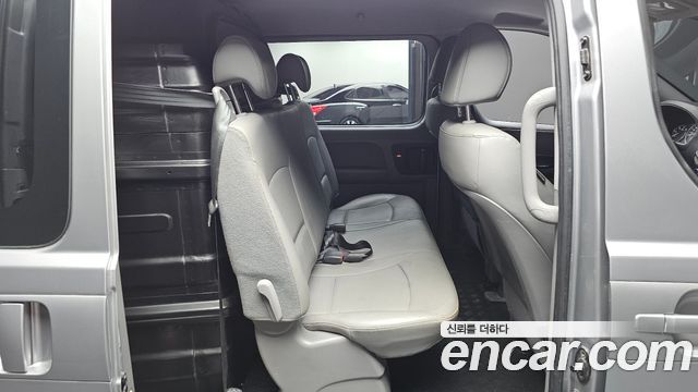 Hyundai Starex 2020 — photo 11