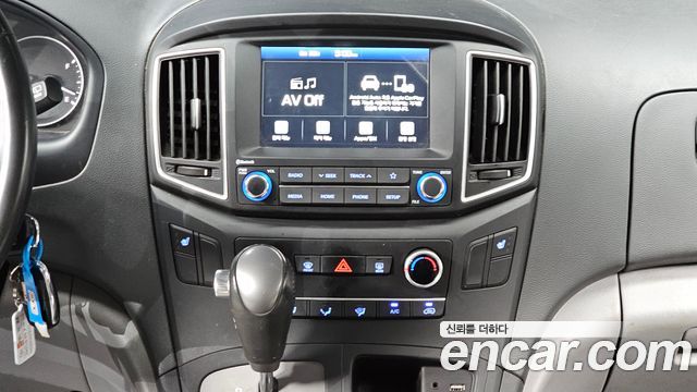 Hyundai Starex 2020 — photo 14