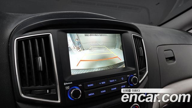 Hyundai Starex 2020 — photo 15