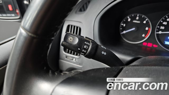 Hyundai Starex 2020 — photo 17