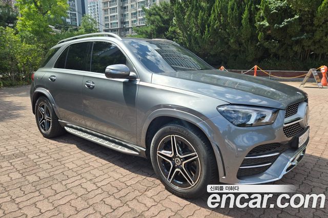 Mercedes-Benz GLE-Class 2020 — photo 2