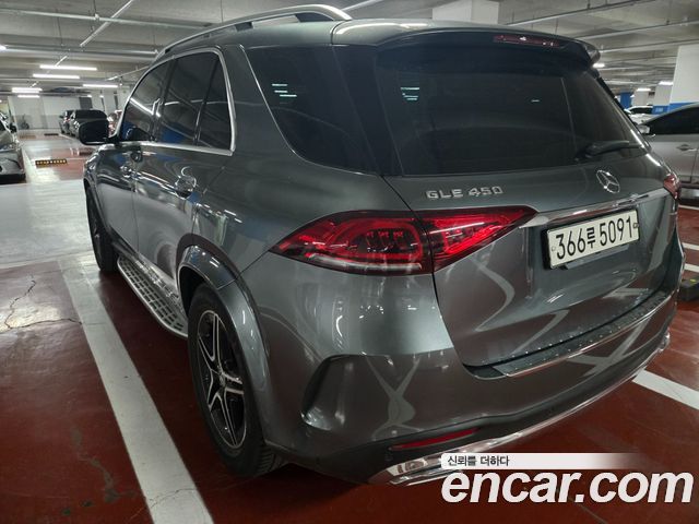 Mercedes-Benz GLE-Class 2020 — photo 5
