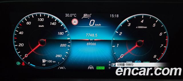 Mercedes-Benz GLE-Class 2020 — photo 16