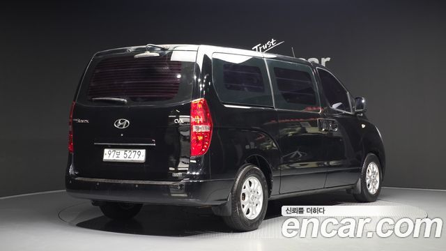 Hyundai Starex 2014 — photo 2