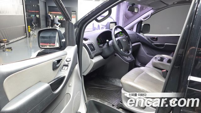 Hyundai Starex 2014 — photo 10