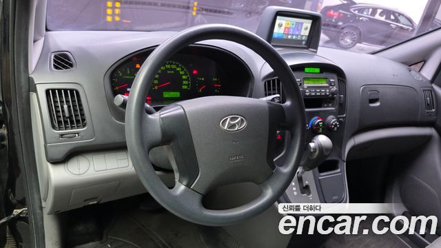 Hyundai Starex 2014 — photo 13