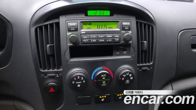 Hyundai Starex 2014 — photo 16