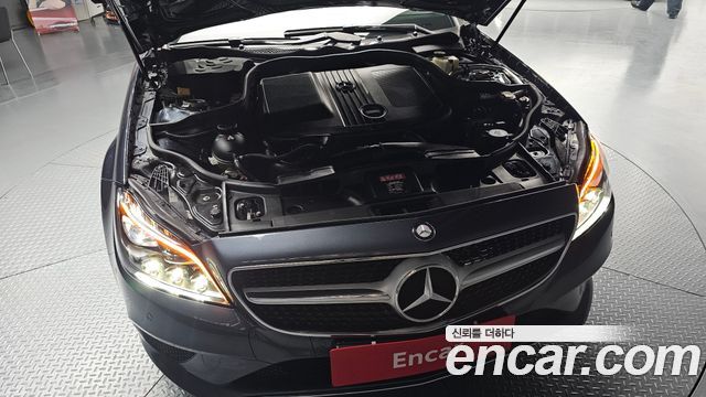 Mercedes-Benz CLS-Class 2016 — photo 6