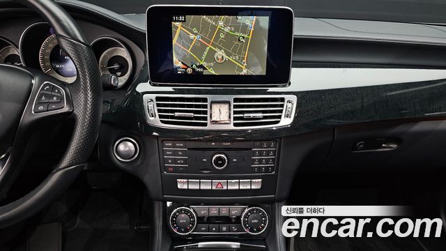 Mercedes-Benz CLS-Class 2016 — photo 20
