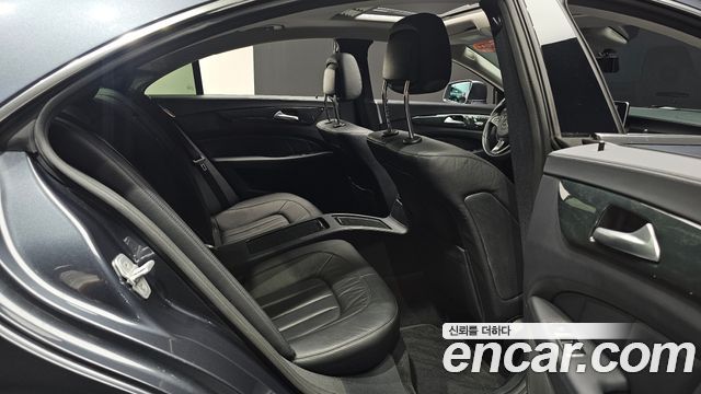 Mercedes-Benz CLS-Class 2016 — photo 16