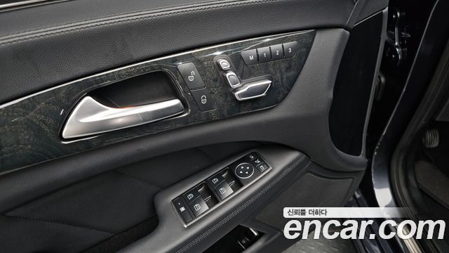 Mercedes-Benz CLS-Class 2016 — photo 27