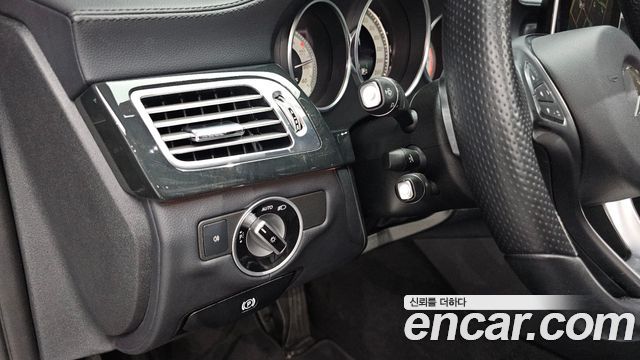 Mercedes-Benz CLS-Class 2016 — photo 29