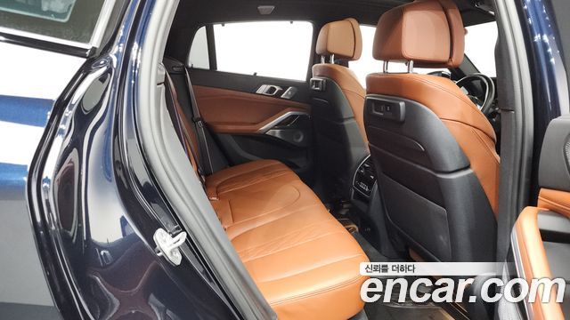 BMW X6 2023 — photo 12