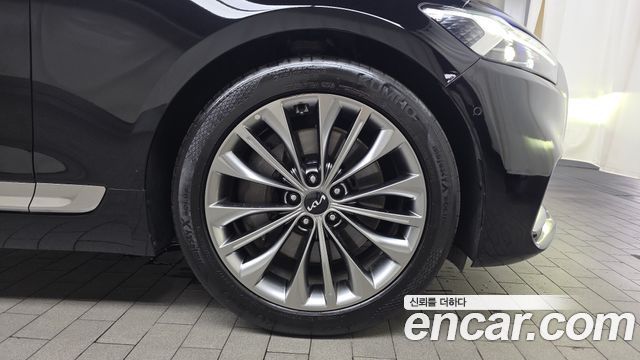 Kia K9 2022 — photo 7