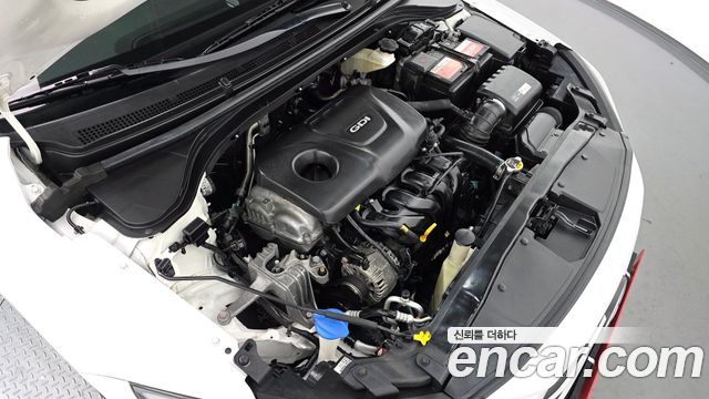 Hyundai AVANTE 2017 — photo 6