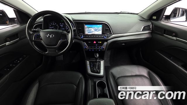 Hyundai AVANTE 2017 — photo 7