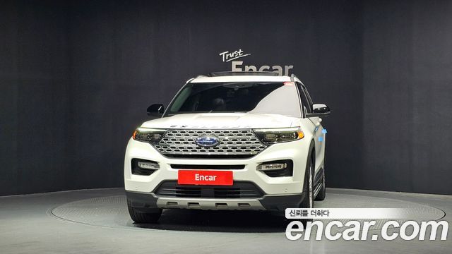 Ford Explorer 2021 — photo 3