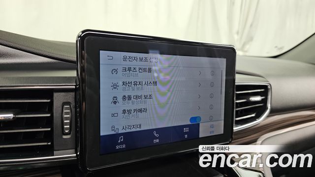 Ford Explorer 2021 — photo 22