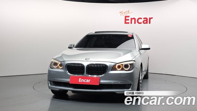 BMW 7-Series 2010 — photo 3