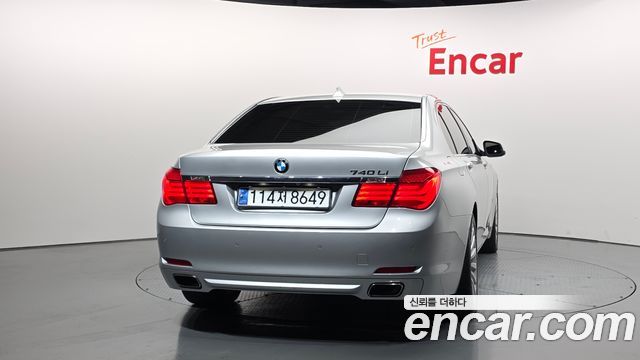 BMW 7-Series 2010 — photo 4
