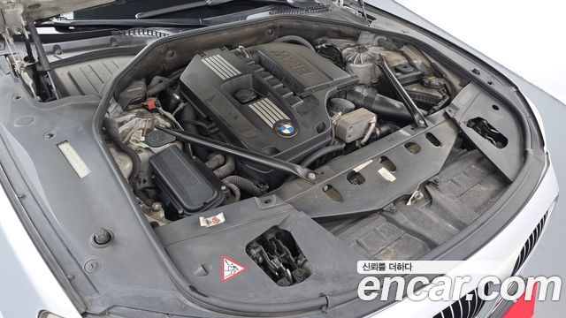 BMW 7-Series 2010 — photo 6