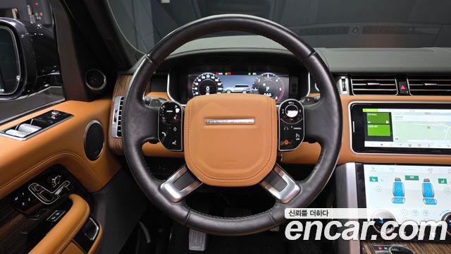 Land Rover Range Rover 2021 — photo 19
