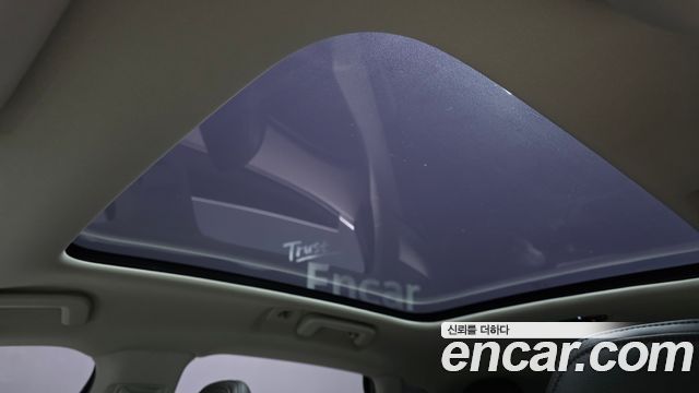 Volvo V40 2016 — photo 25