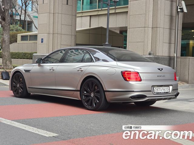 Bentley Flying Spur 2026 — photo 4