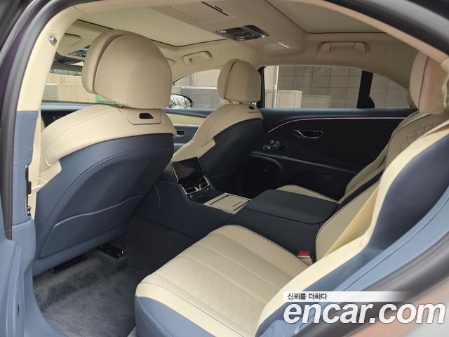 Bentley Flying Spur 2026 — photo 9