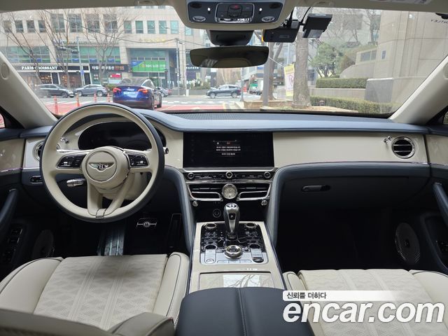 Bentley Flying Spur 2026 — photo 11