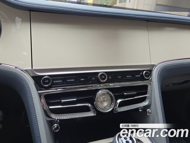 Bentley Flying Spur 2026 — photo 18