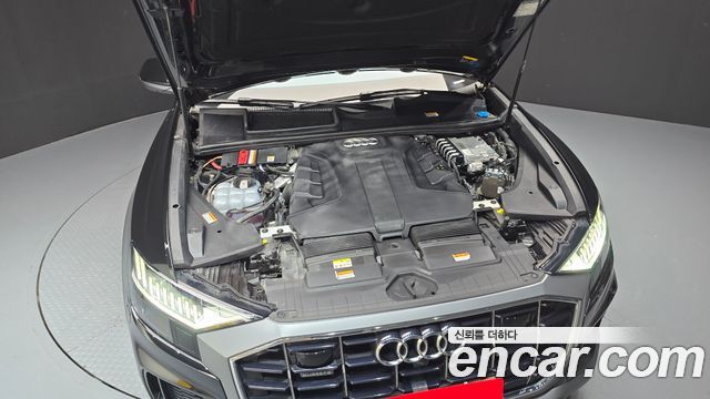 Audi Q8 2022 — photo 6