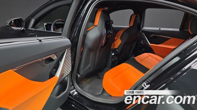 BMW M5 2026 — photo 18