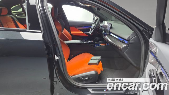 BMW M5 2026 — photo 16