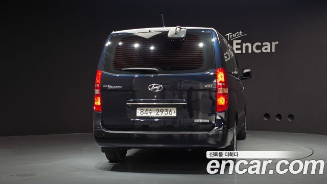 Hyundai Starex 2019 — photo 4