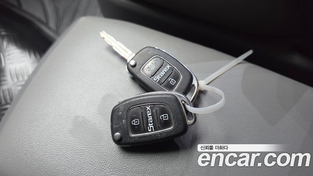 Hyundai Starex 2019 — photo 19