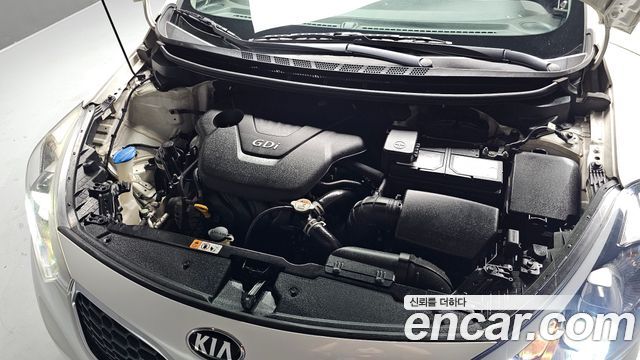 Kia K3 2015 — photo 6