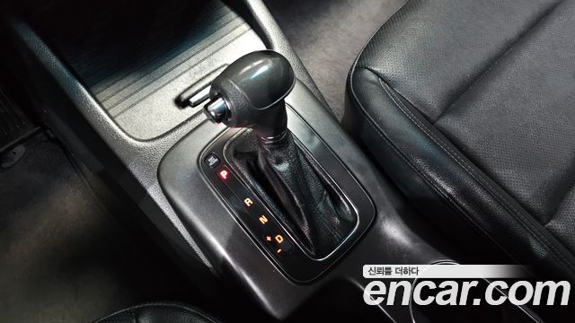 Kia K3 2015 — photo 12