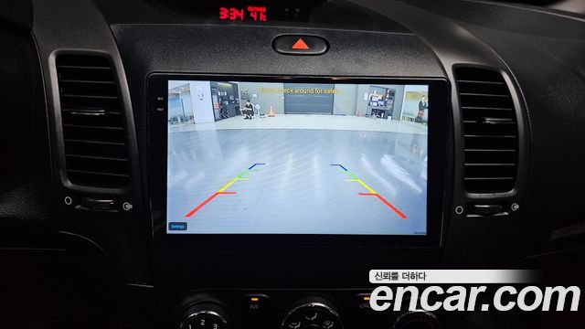 Kia K3 2015 — photo 20