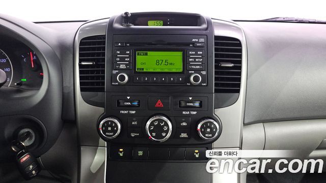 Kia Canival 2014 — photo 12